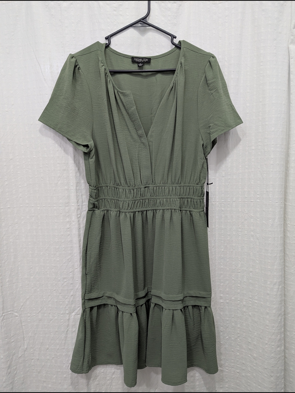 Rachel Zoe Moss Green V-Neck Tiered Midi Dress - Picture 1 of 7